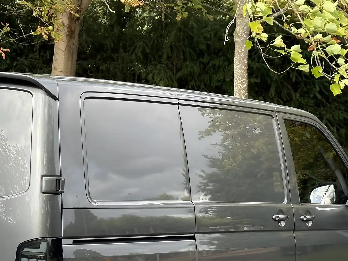 Used 2019 Volkswagen Transporter Highline Grey - Interior and Exterior details 11