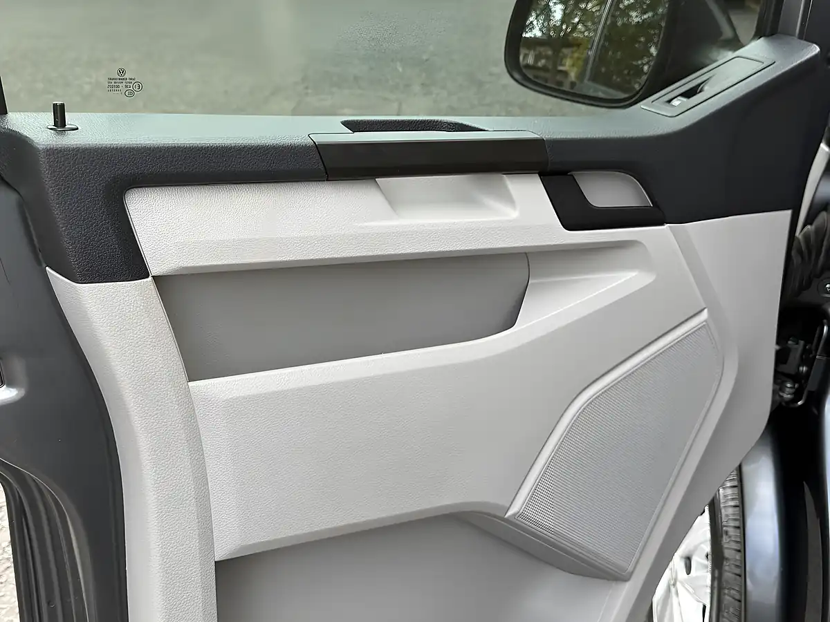 Used 2019 Volkswagen Transporter Highline Grey - Interior and Exterior details 19