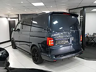 Used 2019 Volkswagen Transporter Highline Starlight Blue - Interior and Exterior details 10