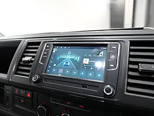 Used 2019 Volkswagen Transporter Highline Starlight Blue - Interior and Exterior details 14