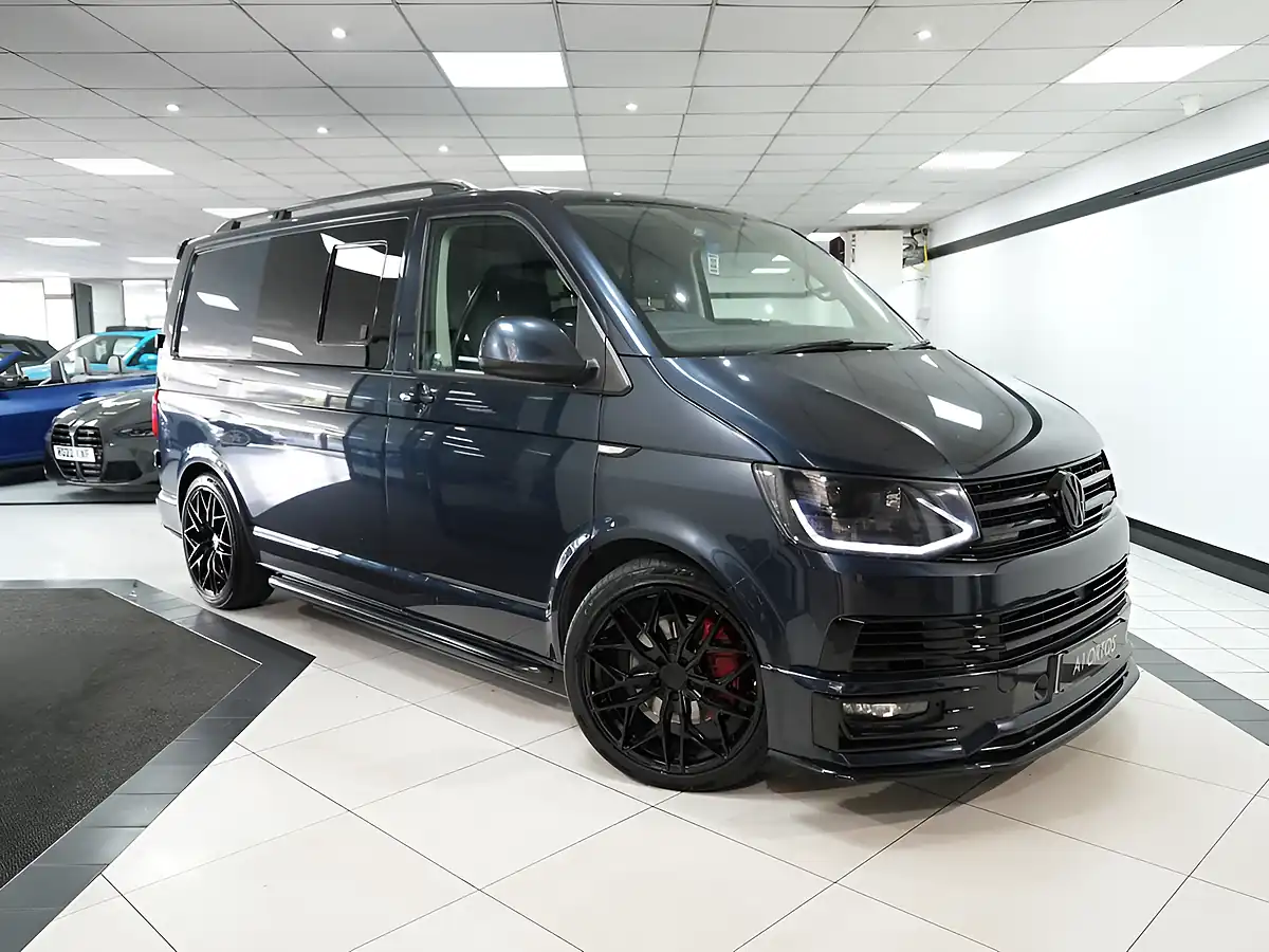 Used 2019 Volkswagen Transporter Highline Starlight Blue - Interior and Exterior details 19