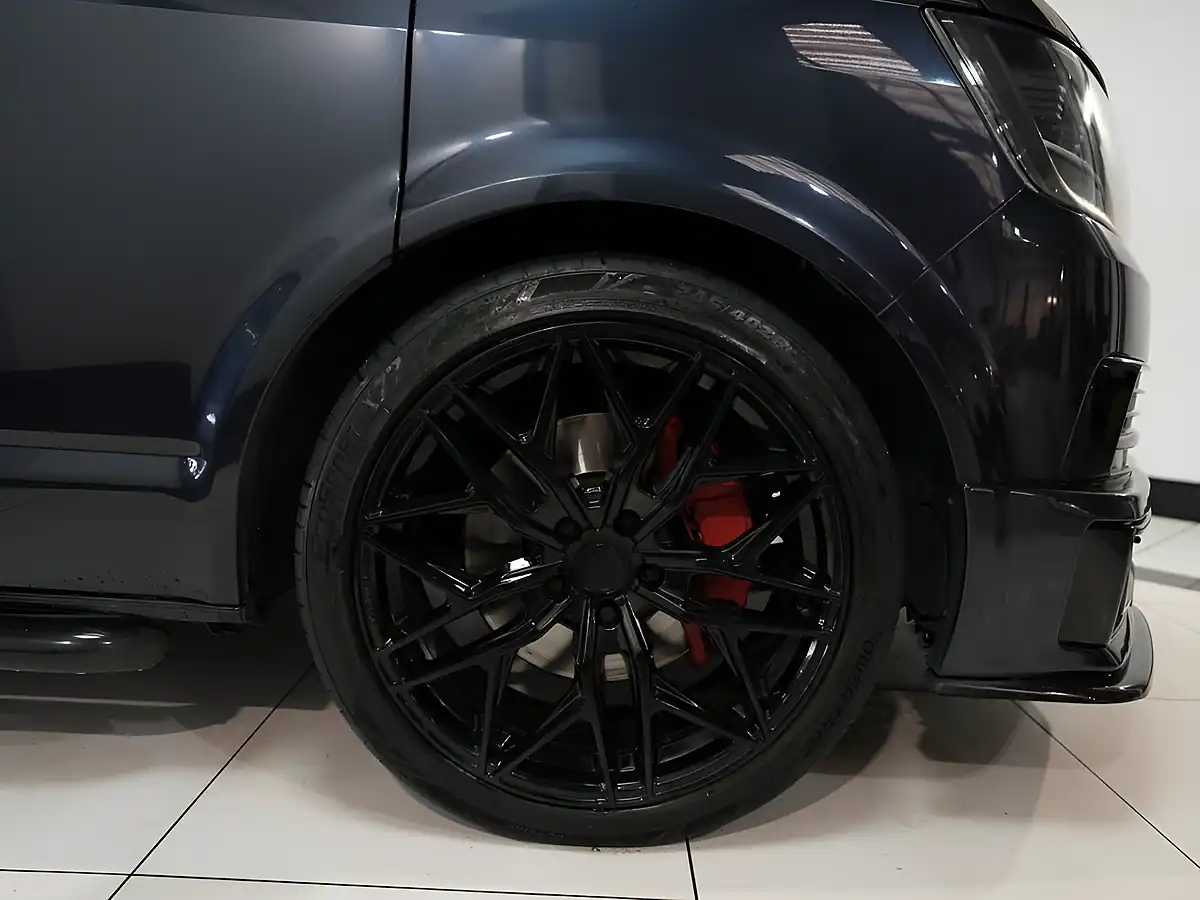 Used 2019 Volkswagen Transporter Highline Starlight Blue - Interior and Exterior details 3