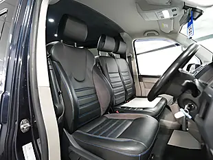 Used 2019 Volkswagen Transporter Highline Starlight Blue - Interior and Exterior details 5