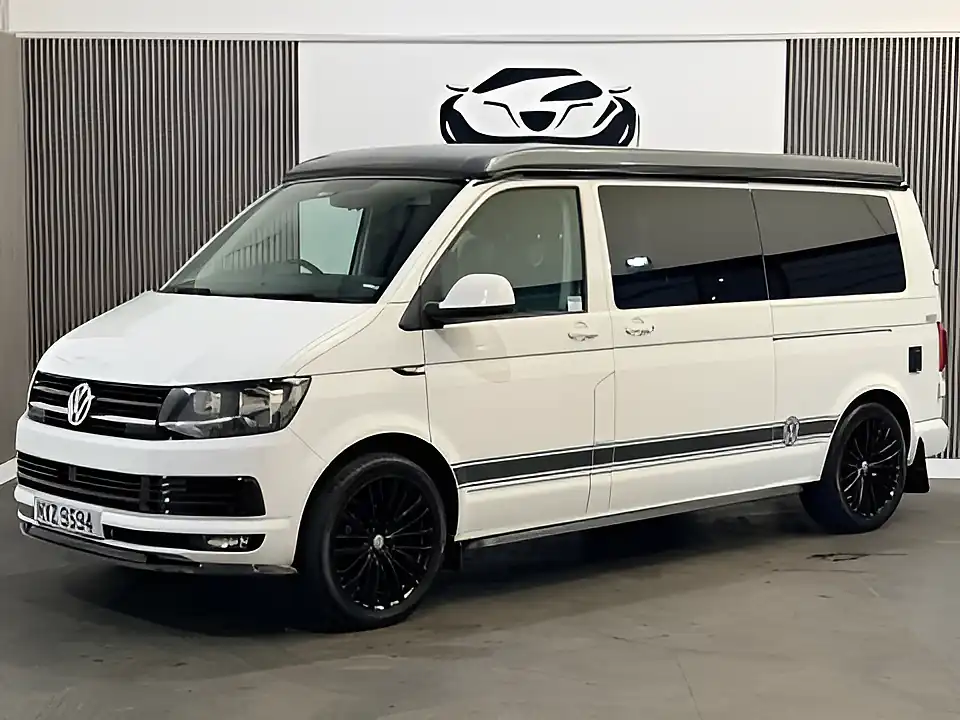Used 2019 Volkswagen Transporter Highline White - Interior and Exterior details 8