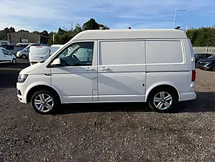 Used 2019 Volkswagen Transporter Highline White - Interior and Exterior details 4