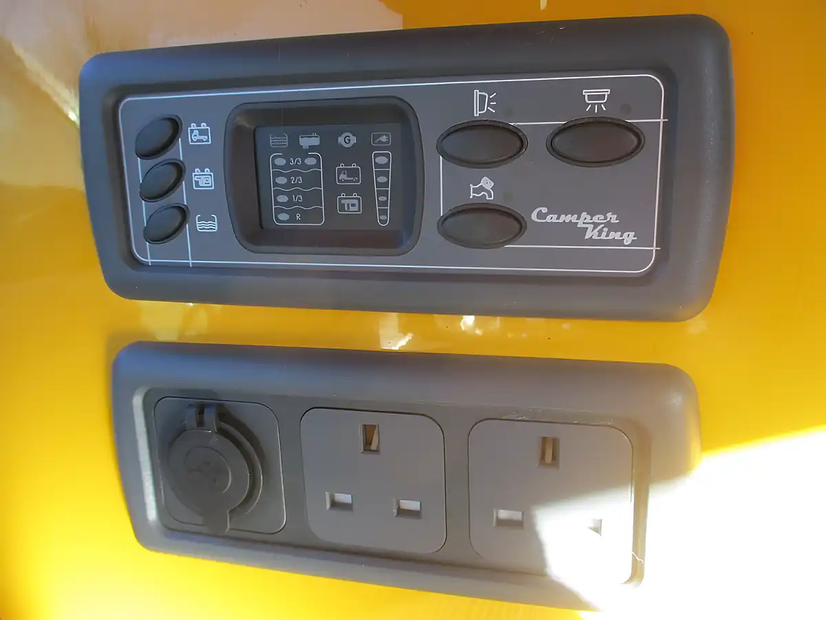 Used 2019 Volkswagen Transporter Monte Carlo Grey - Interior and Exterior details 11