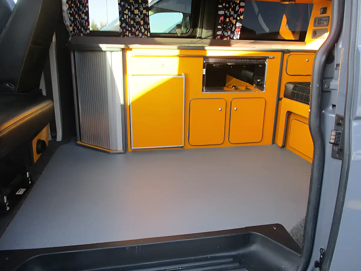 Used 2019 Volkswagen Transporter Monte Carlo Grey - Interior and Exterior details 17