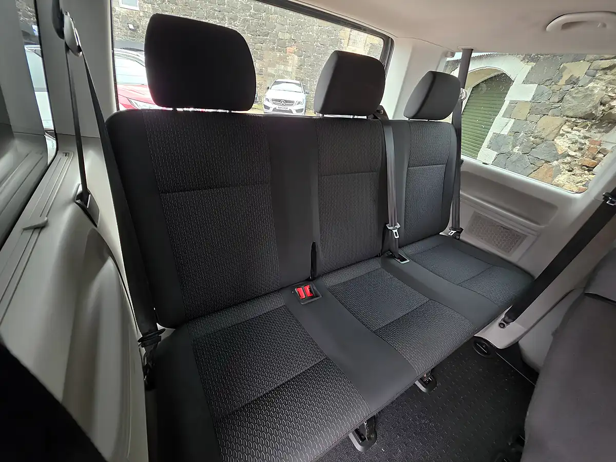 Used 2019 Volkswagen Transporter Shuttle S Indium Grey Metallic - Interior and Exterior details 11