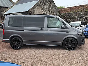 Used 2019 Volkswagen Transporter Shuttle S Indium Grey Metallic - Interior and Exterior details 17