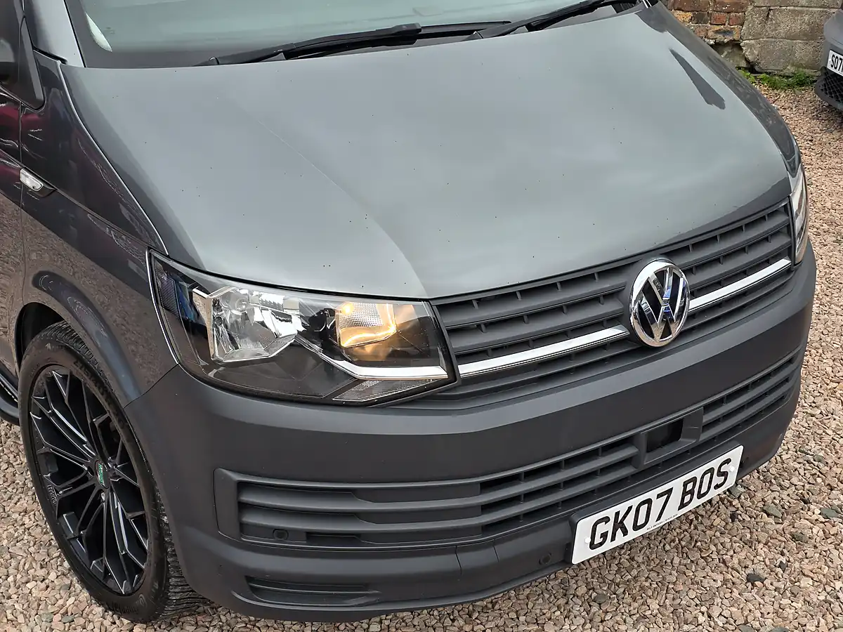 Used 2019 Volkswagen Transporter Shuttle S Indium Grey Metallic - Interior and Exterior details 2