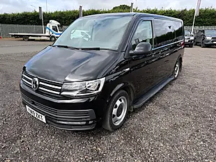 Used 2019 Volkswagen Transporter Shuttle Se Black - Interior and Exterior details 3