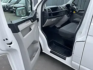Used 2019 Volkswagen Transporter Startline Lwb White - Interior and Exterior details 15