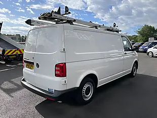 Used 2019 Volkswagen Transporter Startline Lwb White - Interior and Exterior details 5