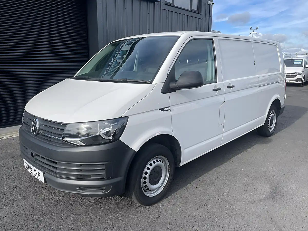 Used 2019 Volkswagen Transporter Startline Lwb White - Interior and Exterior details 2