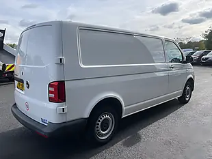 Used 2019 Volkswagen Transporter Startline Lwb White - Interior and Exterior details 5