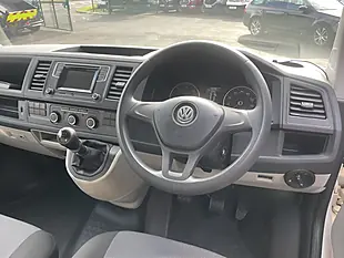 Used 2019 Volkswagen Transporter Startline Lwb White - Interior and Exterior details 8