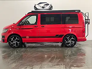 Used 2019 Volkswagen Transporter Startline Red - Interior and Exterior details 10