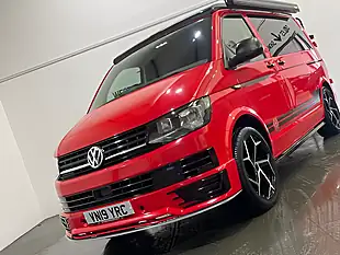 Used 2019 Volkswagen Transporter Startline Red - Interior and Exterior details 9