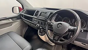 Used 2019 Volkswagen Transporter Startline Red - Interior and Exterior details 10
