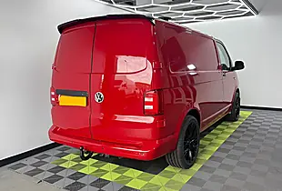 Used 2019 Volkswagen Transporter Startline Red - Interior and Exterior details 2