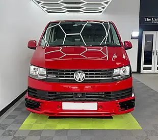 Used 2019 Volkswagen Transporter Startline Red - Interior and Exterior details 4