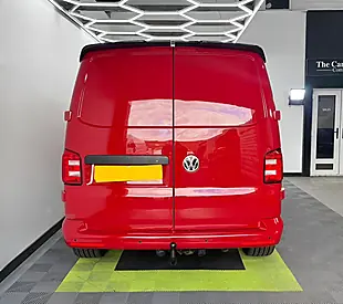 Used 2019 Volkswagen Transporter Startline Red - Interior and Exterior details 5