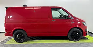 Used 2019 Volkswagen Transporter Startline Red - Interior and Exterior details 8