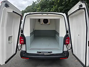 Used 2019 Volkswagen Transporter Startline White - Interior and Exterior details 9