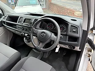 Used 2019 Volkswagen Transporter Startline White - Interior and Exterior details 12