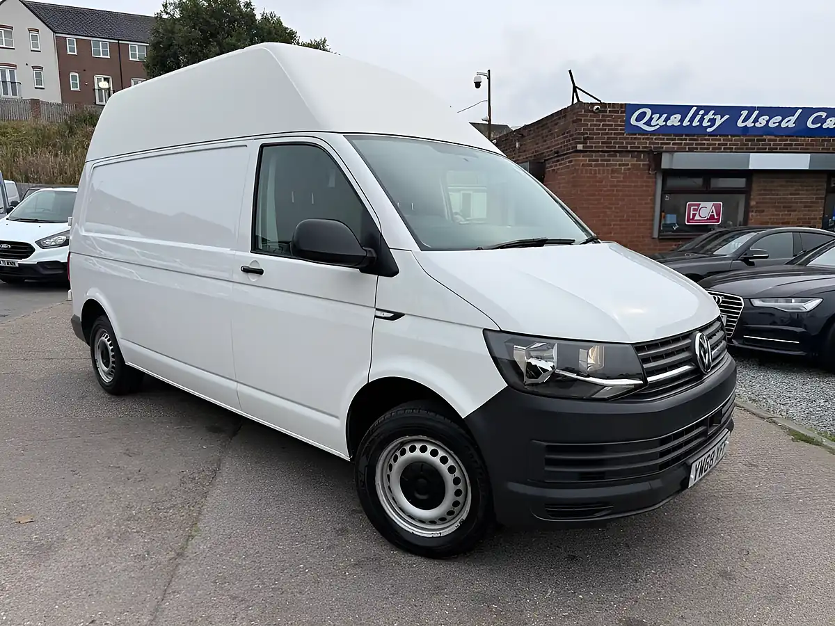 Used 2019 Volkswagen Transporter Startline White - Interior and Exterior details 2