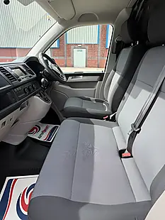 Used 2019 Volkswagen Transporter Startline White - Interior and Exterior details 11