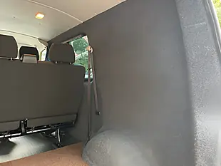 Used 2019 Volkswagen Transporter T30 Bluemotion Tech Edition Kombi Double Cab Yellow - Interior and Exterior details 20