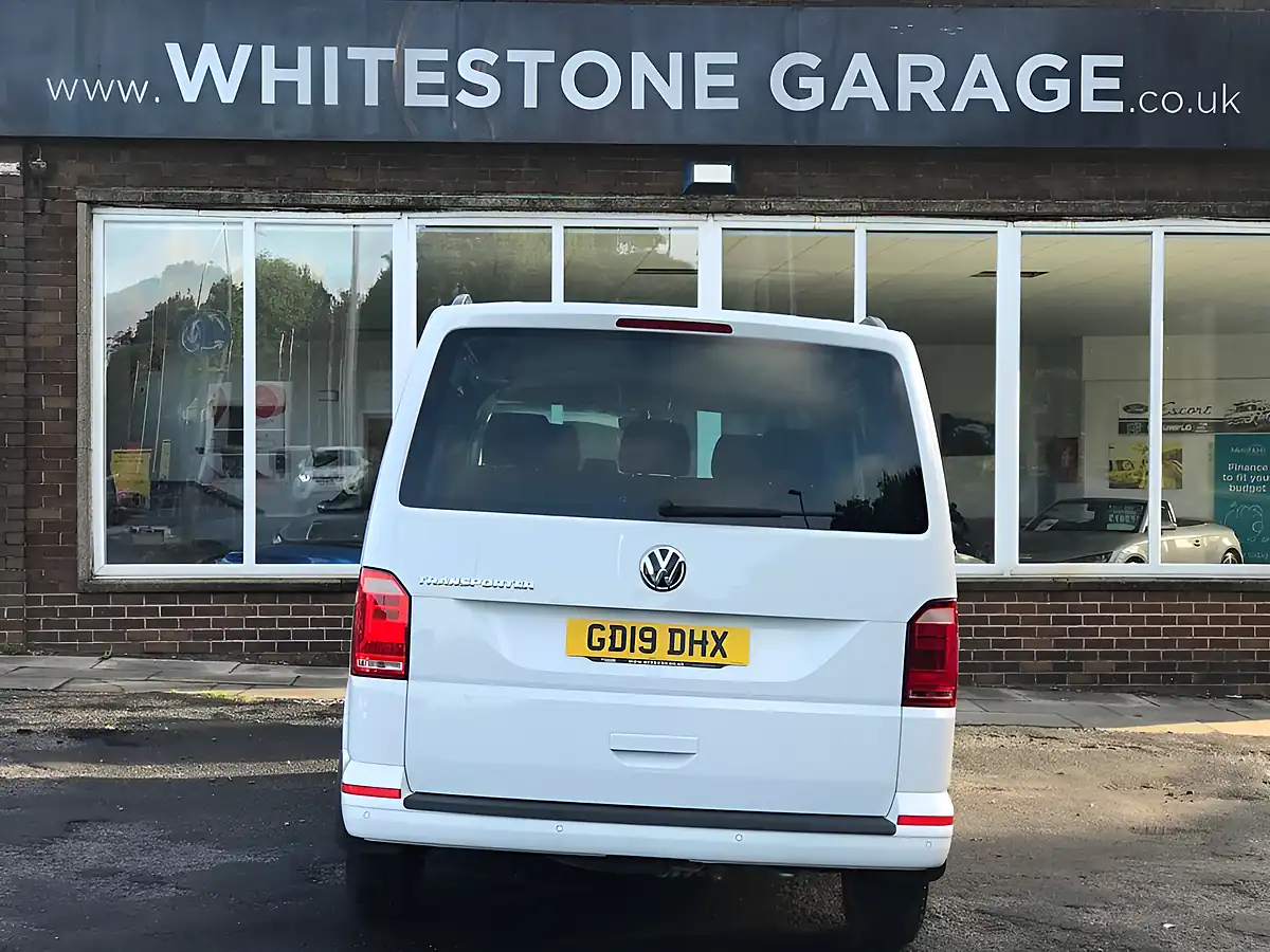 Used 2019 Volkswagen Transporter T30 Bluemotion Tech Highline Kombi Double Cab Candy White - Interior and Exterior details 7