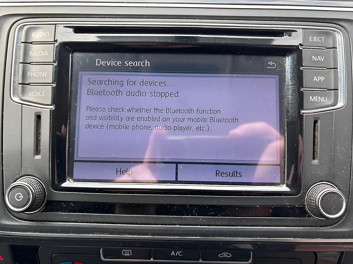Used 2019 Volkswagen Transporter T32 Bluemotion Tech White - Interior and Exterior details 18