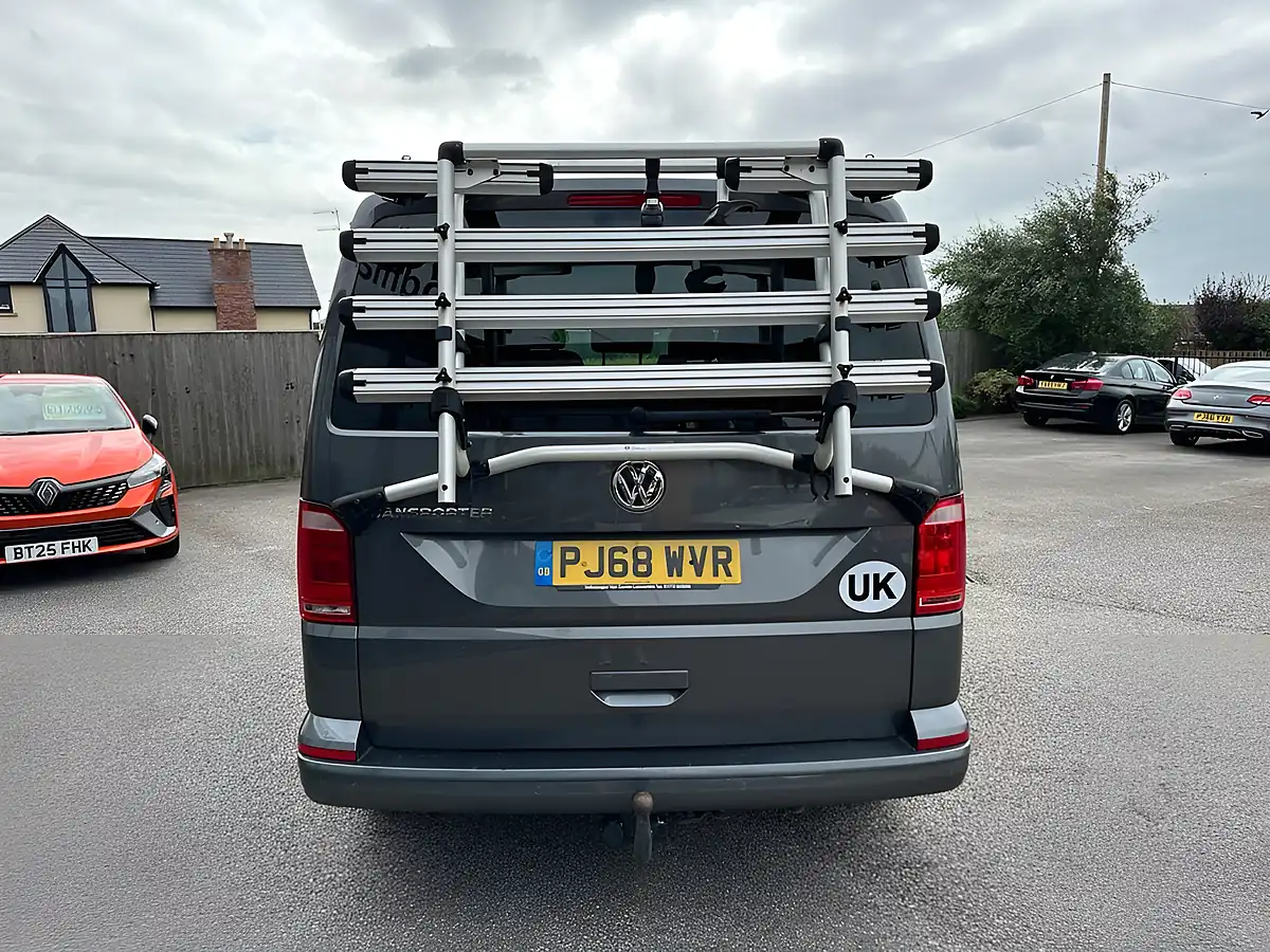 Used 2019 Volkswagen Transporter T32 TDI Kombi Highline Indium Grey - Interior and Exterior details 6