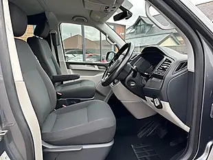 Used 2019 Volkswagen Transporter T32 TDI Kombi Highline Indium Grey - Interior and Exterior details 9