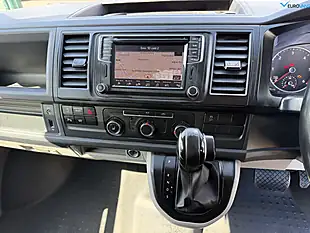 Used 2019 Volkswagen Transporter Tech Highline White - Interior and Exterior details 11