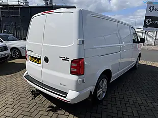 Used 2019 Volkswagen Transporter Tech Highline White - Interior and Exterior details 2