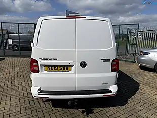 Used 2019 Volkswagen Transporter Tech Highline White - Interior and Exterior details 3