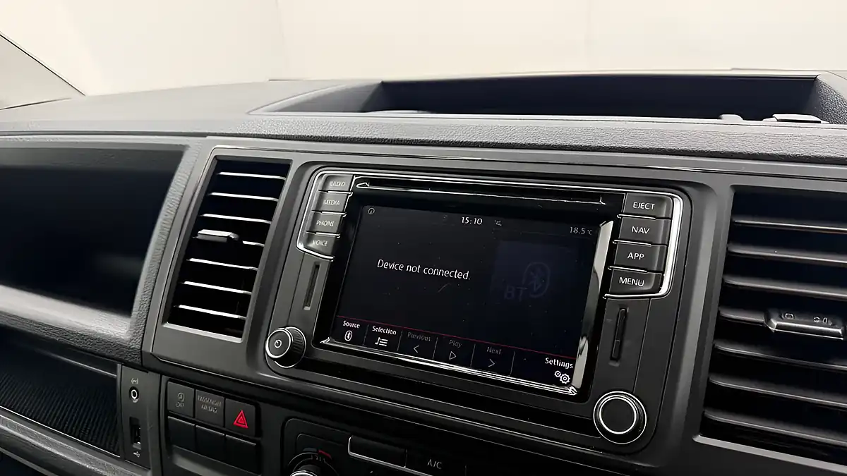 Used 2019 Volkswagen Transporter Trendline Blue - Interior and Exterior details 18