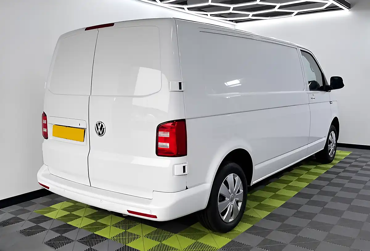 Used 2019 Volkswagen Transporter Trendline Blue - Interior and Exterior details 2