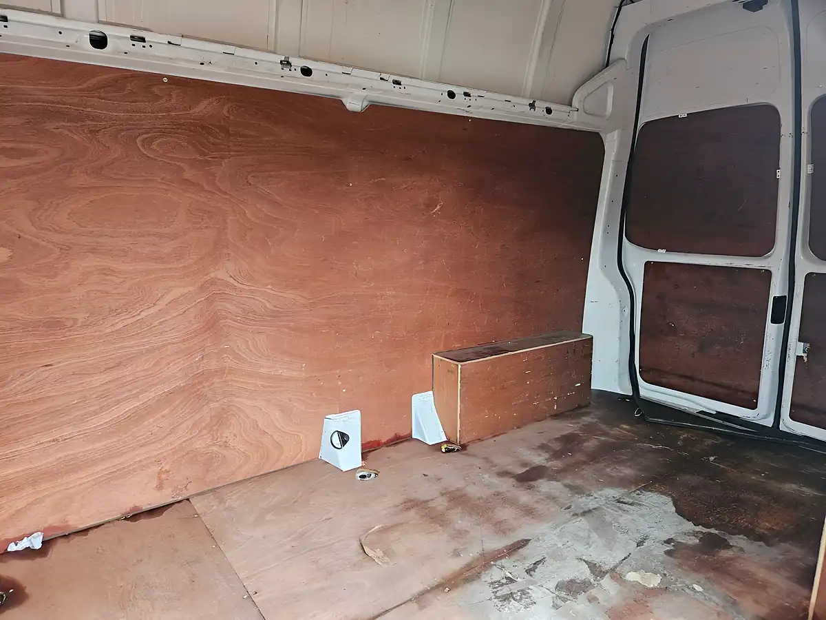 Used 2019 Volkswagen Transporter Trendline Hightop Blue - Interior and Exterior details 10