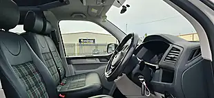 Used 2019 Volkswagen Transporter White - Interior and Exterior details 18
