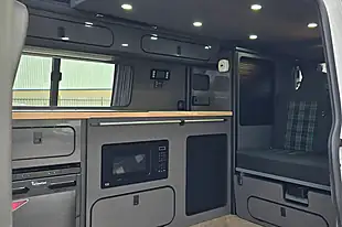 Used 2019 Volkswagen Transporter White - Interior and Exterior details 7