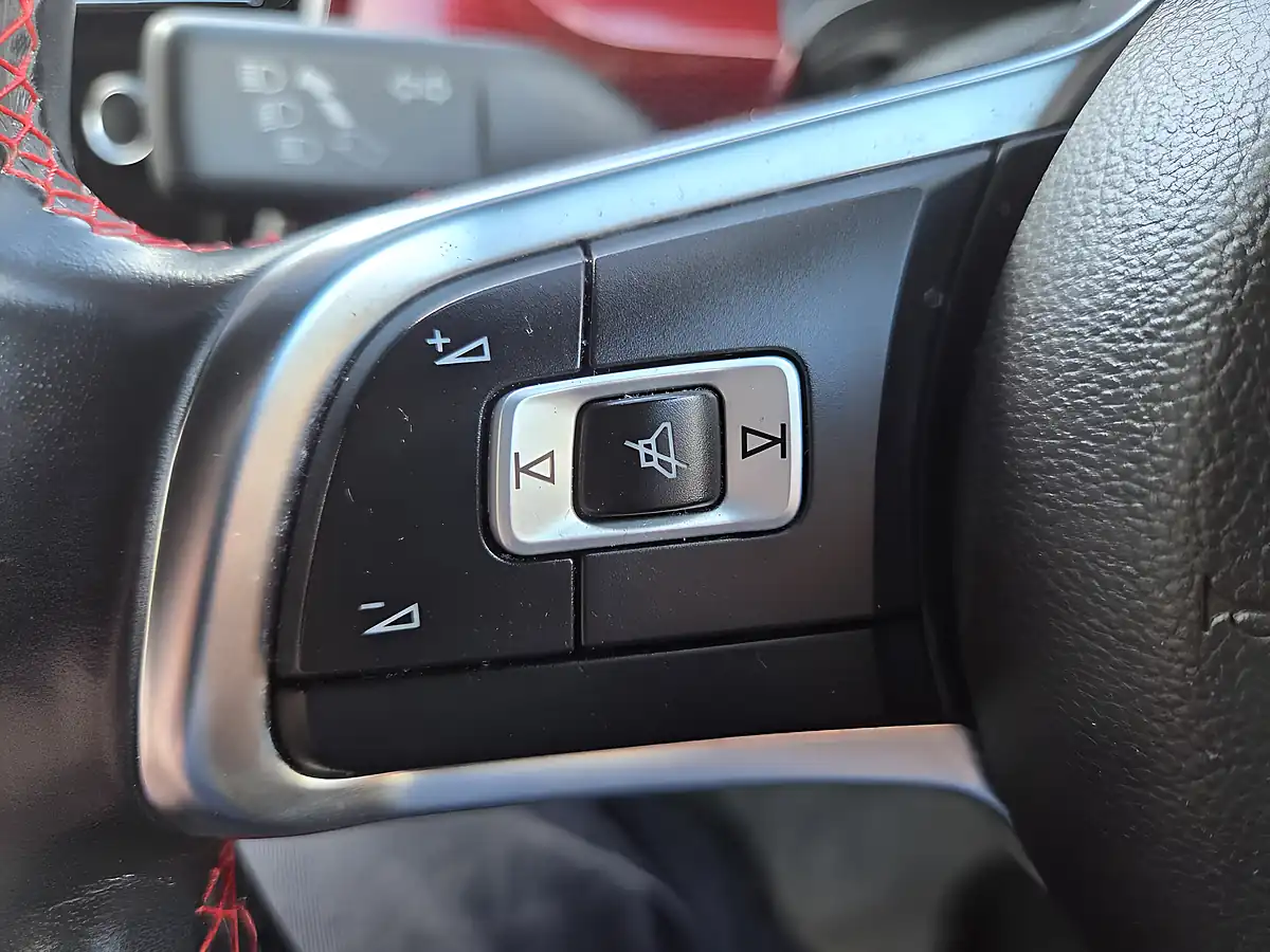 Used 2019 Volkswagen Up! GTI White - Interior and Exterior details 12