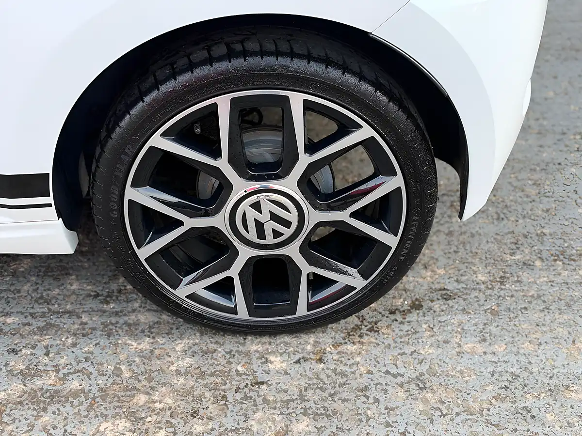Used 2019 Volkswagen Up! GTI White - Interior and Exterior details 14