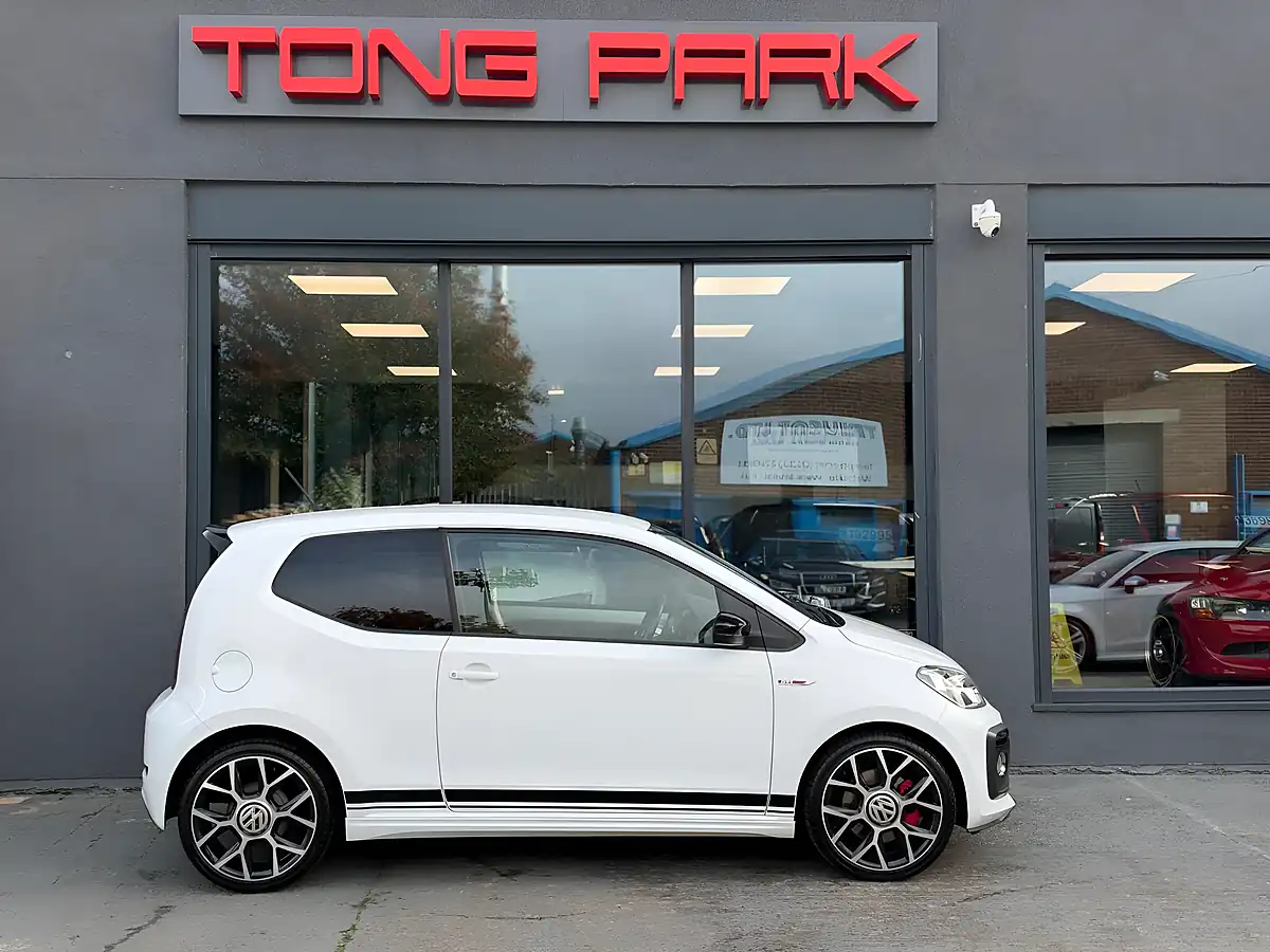 Used 2019 Volkswagen Up! GTI White - Interior and Exterior details 9