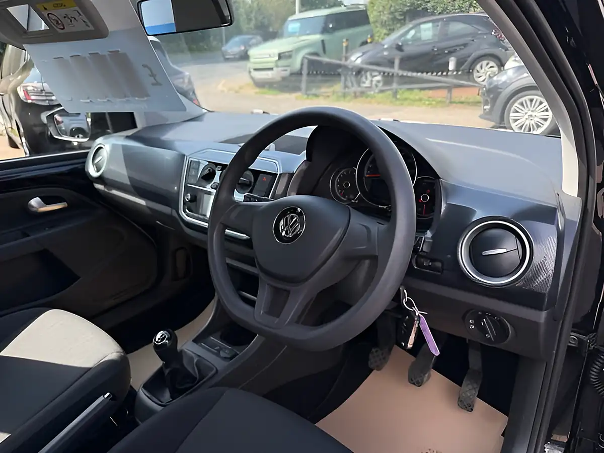 Used 2019 Volkswagen Up! Move Up! Black - Interior and Exterior details 13