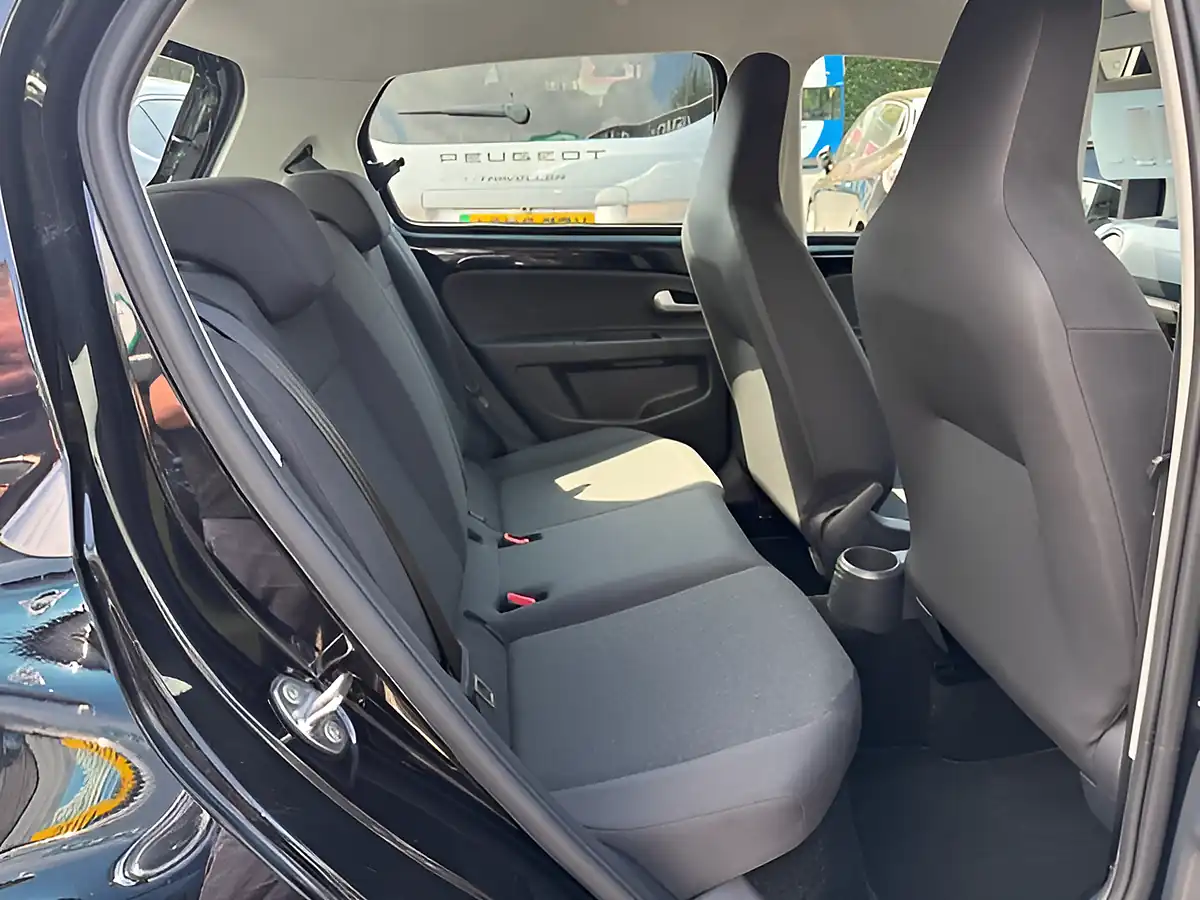 Used 2019 Volkswagen Up! Move Up! Black - Interior and Exterior details 14