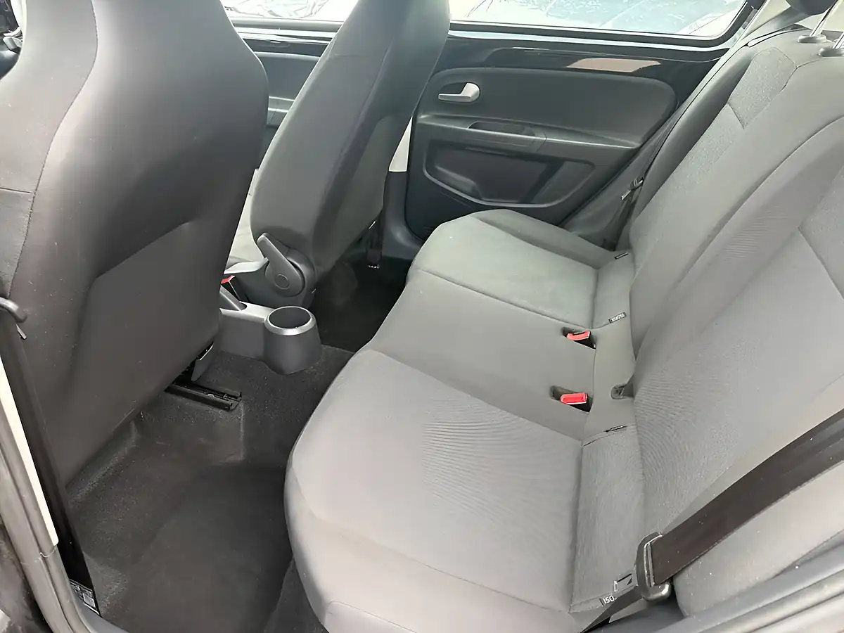 Used 2019 Volkswagen Up! Move Up! Black - Interior and Exterior details 15